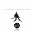 Jouet chat canne plumes fond blanc sans batterie